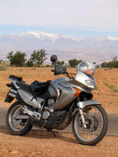 Motorradvermietung in Marrakesch Marokko - Honda Transalp 650 und BMW 650 GS - Motorbike rental in Marrakesh Marrakech Morocco Maroc. Location de moto a Marrakech Maroc. Mieten Sie sich Motorrder in Marrakech Marocco Marocko Marocko ...